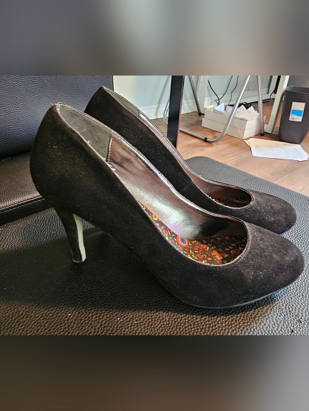 Madden Black Suede Women's Classic Pump